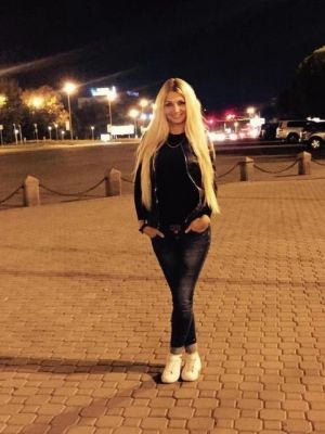 Арина, 8 965 365-10-09