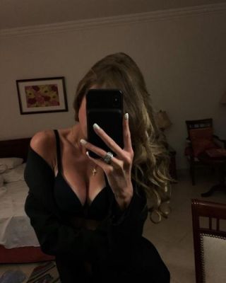 Вика, 8 901 122-94-35 Вика
